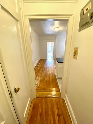 Rented by LRGNY Group, Inc. | media 14