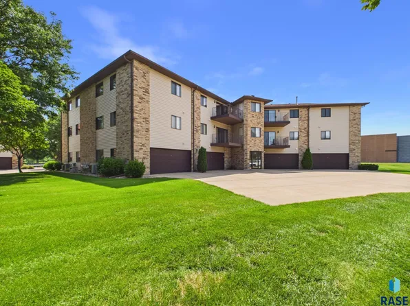 4605 W Custer Ln APT 306, Sioux Falls, SD 57106