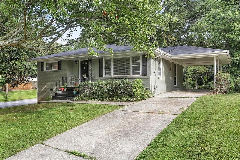 1st image of 1061 Pinedale Dr SE