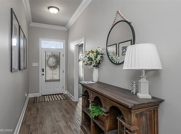 3rd image of 438 Mangrove Ln