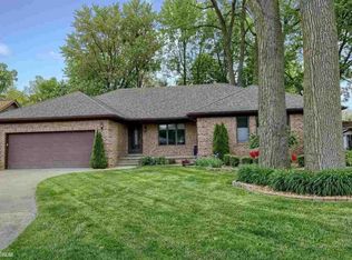 38408 Delta St, Clinton Township, MI