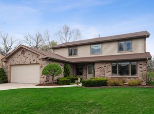 824 Kent Cir, Bartlett, IL 60103