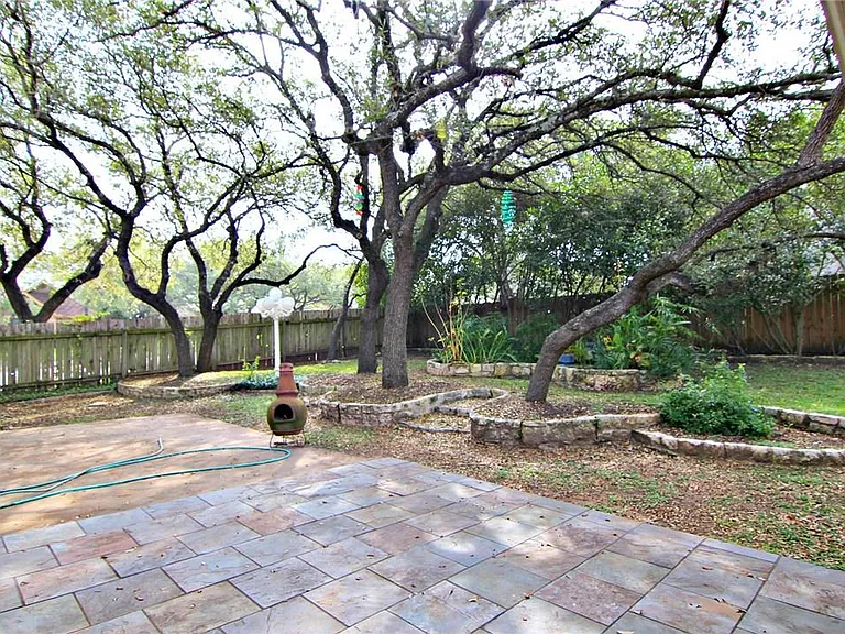 6601 Colina Ln — Photo 21