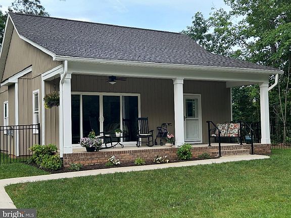 5th image of 2271 Ridge Rd