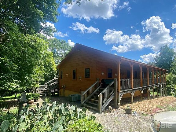 3rd image of 242 Green Meadow Ln
