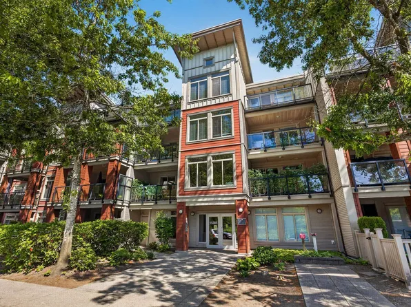 15385 101a Ave #405, Surrey, BC V3R 0B4