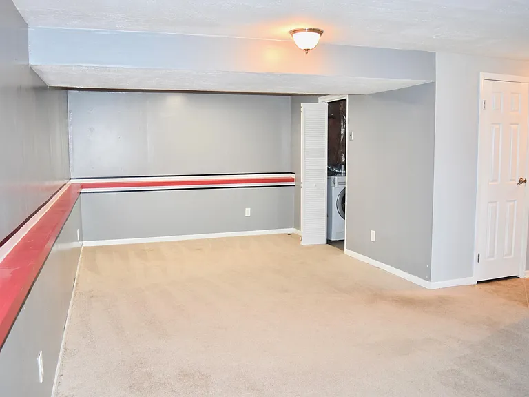 2120 Sari Lynn Ct — Photo 11