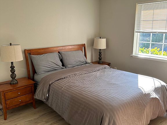 5th image of 4919 Wa Tau Ga Ave NE