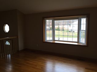 6 Andys Dr, East Haven, CT 06512