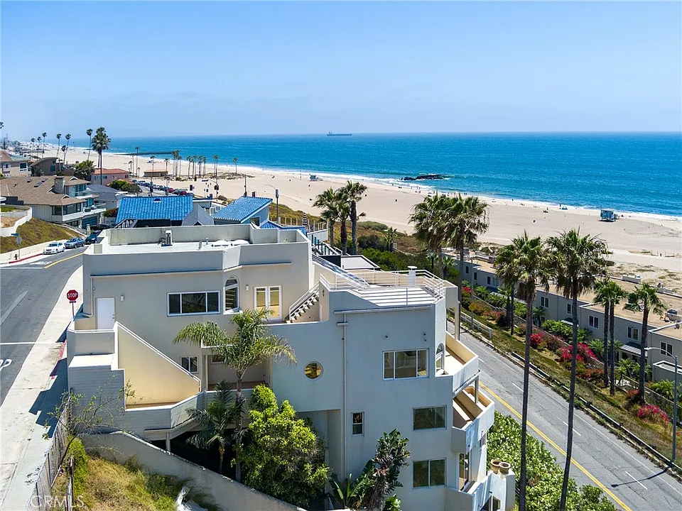 7331 Vista Del Mar Ln