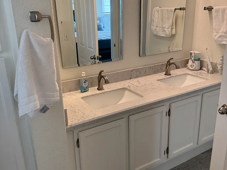 1143 E Frye Rd — Photo 15