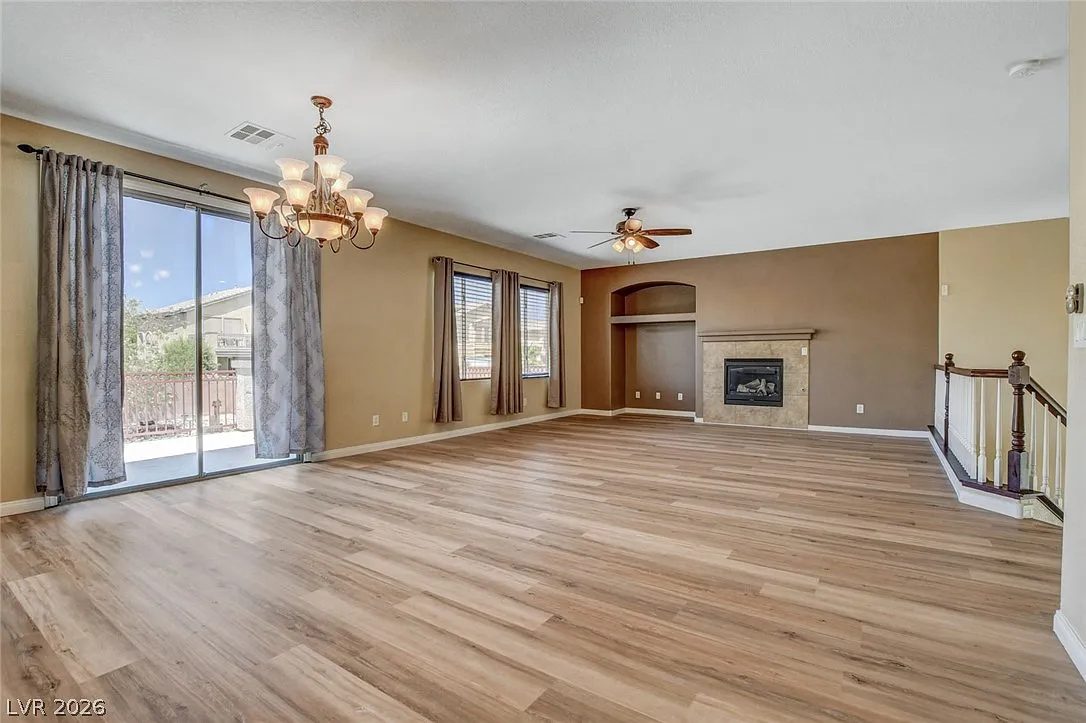 3 bed, 3.0 bath, 2258 sqft, $2,295 — Photo 1