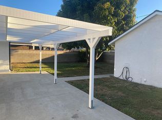 3075 Hackett Ave, Long Beach, CA 90808