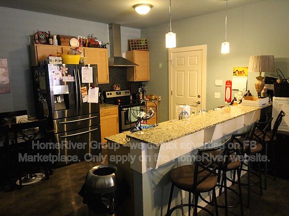 3rd image of 612 Rosemoor Ct