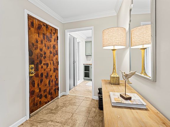 4th image of 1 Berrywood Dr #1