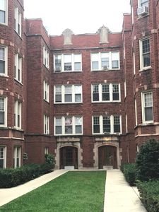 4836 W Henderson St APT 2B, Chicago, IL, 60641
