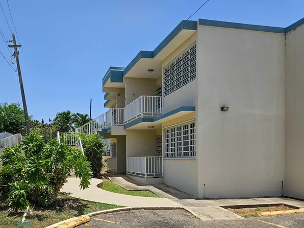 493 Calle Villa Garcia #8, Hatillo, PR 00659