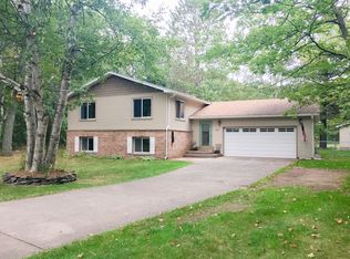 149 Oakridge Dr, Marquette, MI 49855