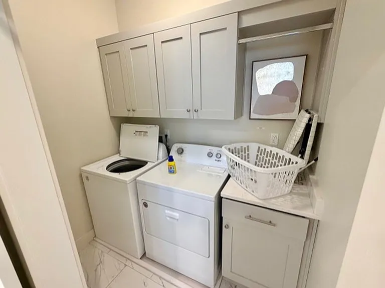 518 E Bailey Ln — Photo 11