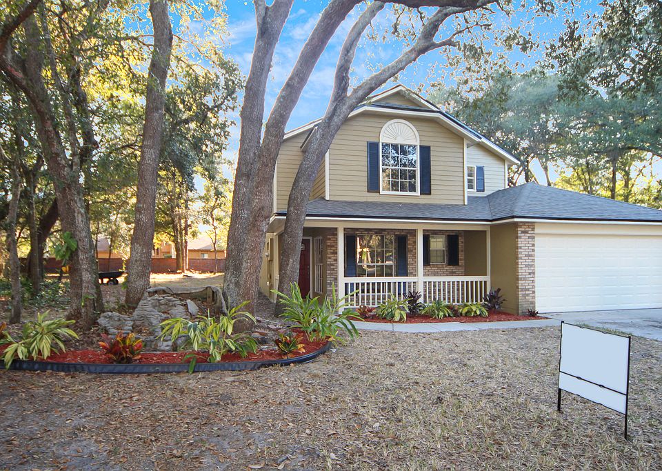 1st image of 1068 Royal Oaks Dr