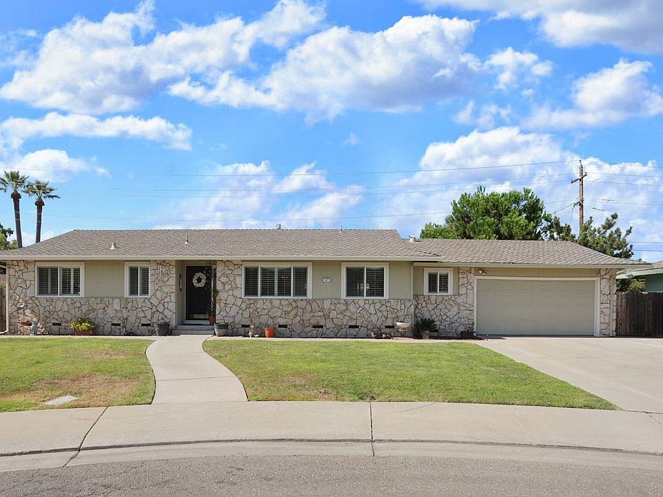 1st image of 227 Claremont Ct