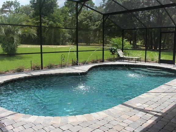 5th image of 15100 Vinola Dr