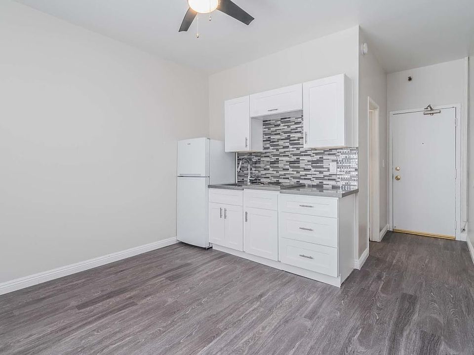 Regina kitchen
