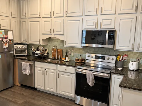 52 O St #2, South Boston, MA 02127