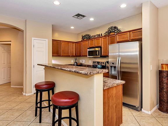 4th image of 15190 W Aster Dr