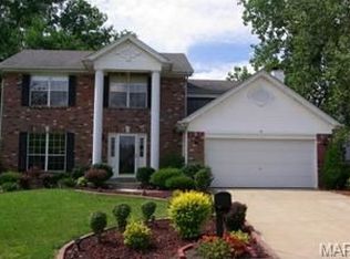 7310 Thorn Hill Dr, O'Fallon, MO