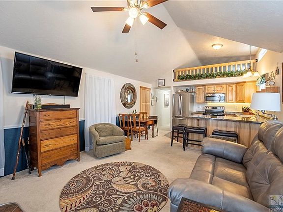 4th image of 3878 Killdeer Ln