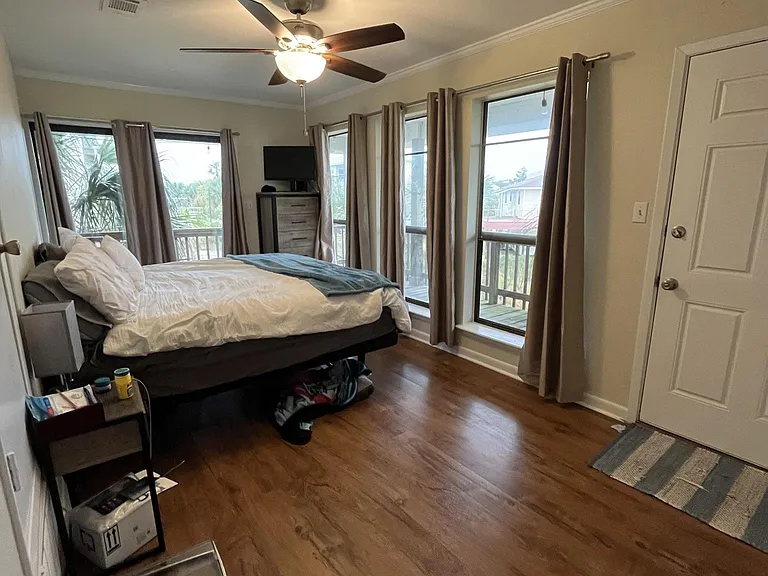 903 Largo Dr — Photo 4