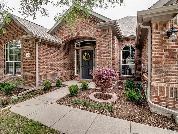 2nd image of 9809 Havenway Dr