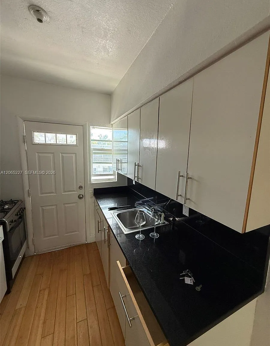 The Lofts At Tatum Condo — Photo 1