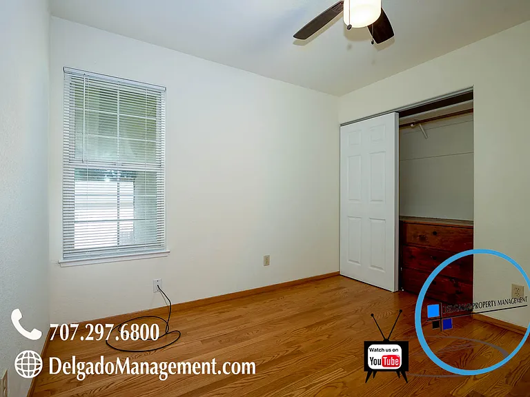 404 Phoenix Cir — Photo 16