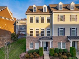 333 Osona Ln, Mars, PA 16046