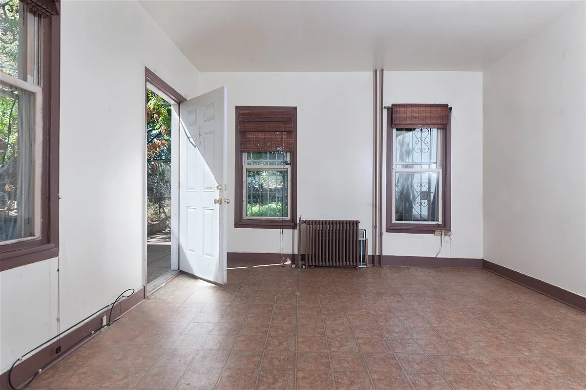 1 bed, 1.0 bath, $2,800 — Photo 2