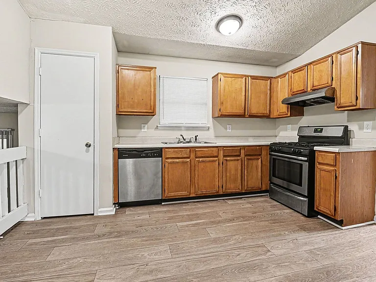 3892 Conley Downs Ln — Photo 7