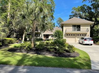 11 Long Brow Rd, Hilton Head Island, SC 29928