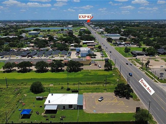 3rd image of 3112 El Paso Dr