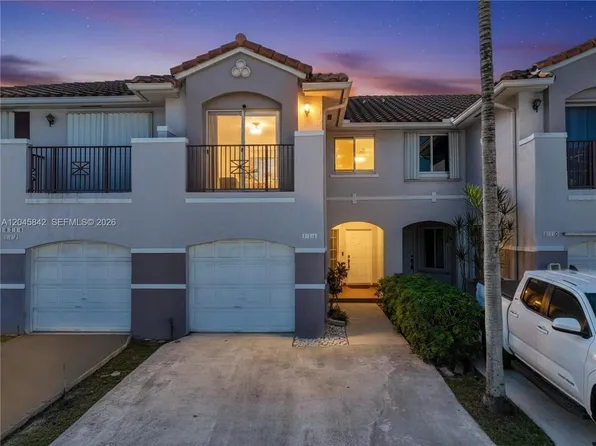 10210 SW 154th Pl APT 111, Miami, FL 33196