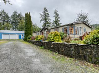 93486 Green Acres Ln, Coos Bay, OR 97420