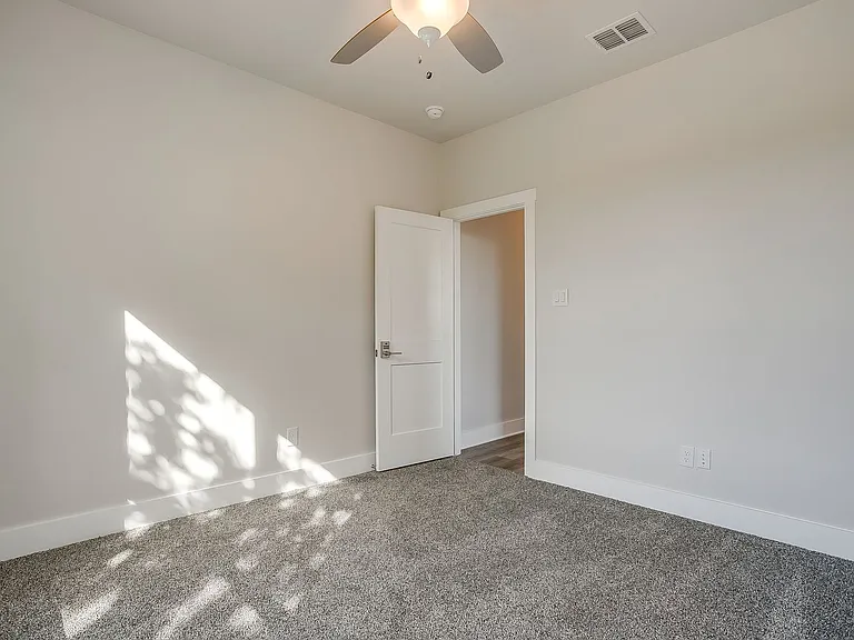 2323 Benbrook Blvd — Photo 33