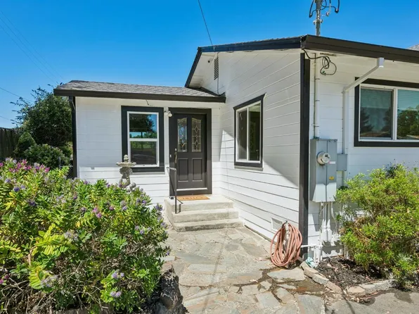 5370 Daywalt Lane, Sebastopol, CA 95472