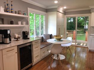 18 Airline Dr, Farmington, MO 63640