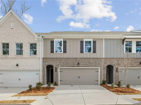660 Sunstone Ln, Lawrenceville, GA 30043