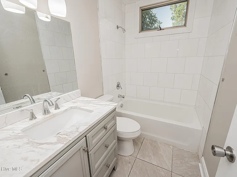 5722 Gondolier Dr — Photo 16