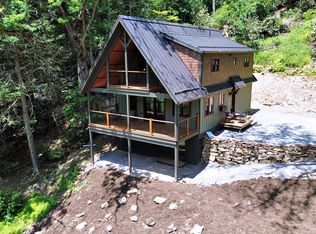 23 Evergreen Escape Way, Buckeye, WV 24924