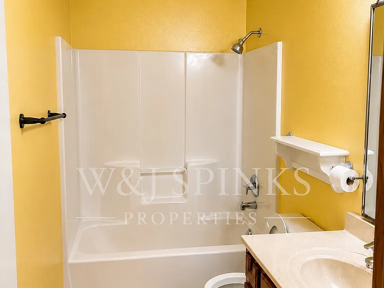 1218 Mango Ct — Photo 9