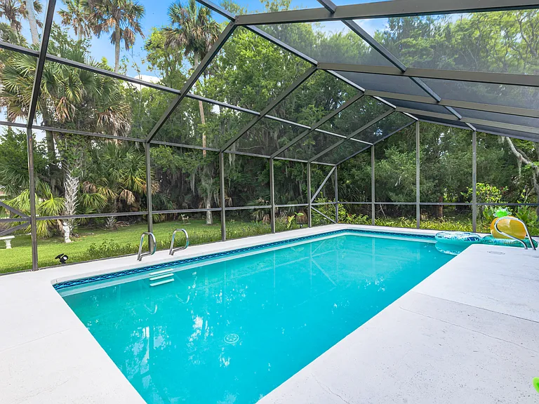 6 Courtney Ct — Photo 4